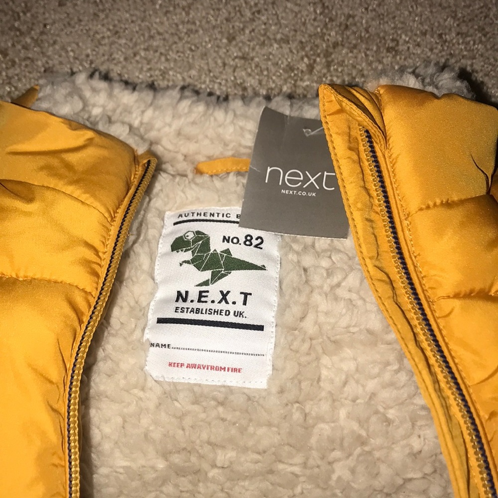 Small - Picture 2 of 3